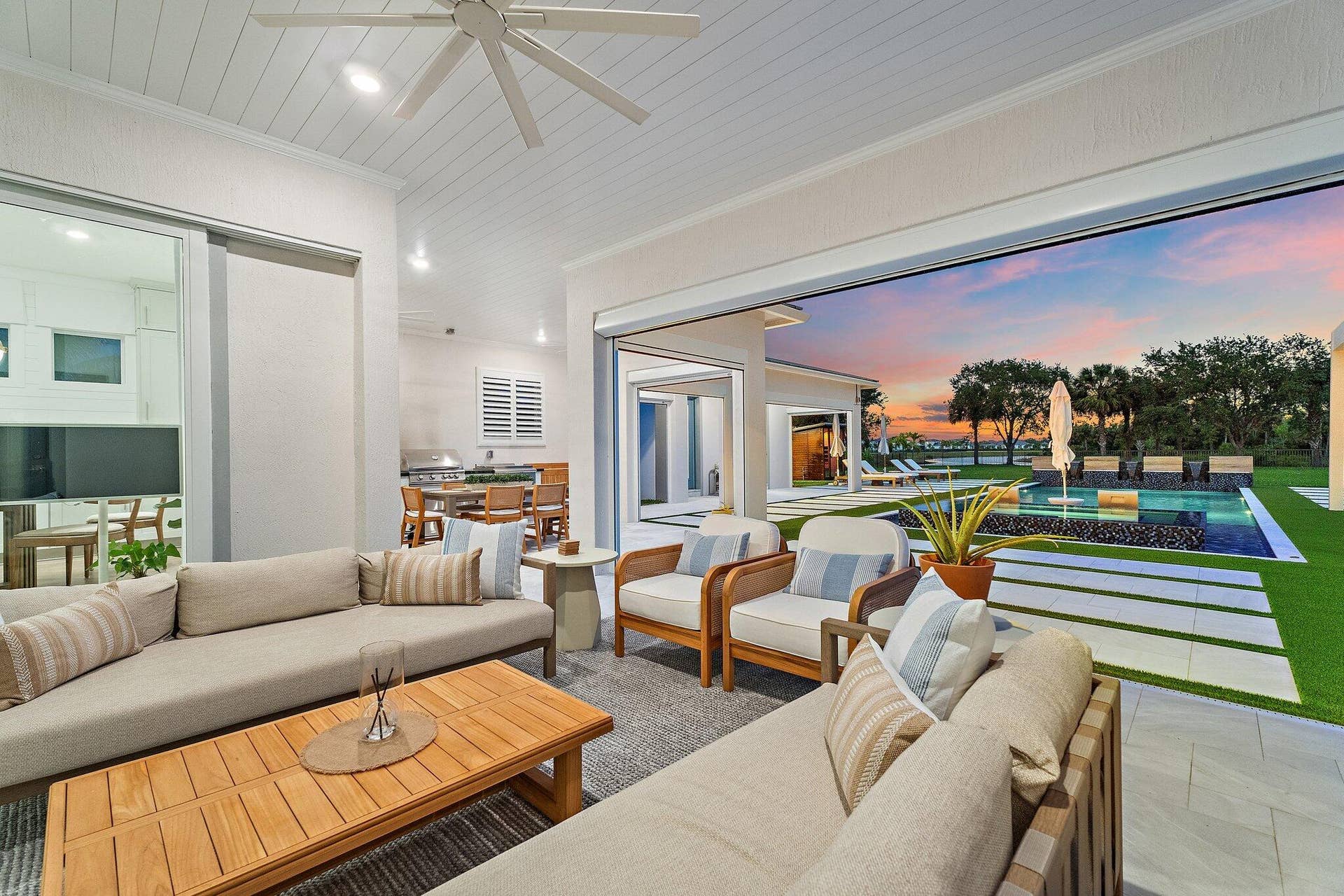20065 SE Bridgewater Drive, Jupiter, FL 33458 Covered Patio