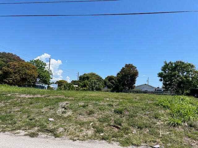 Property photo for 172 W 16th Street, Riviera Beach, FL