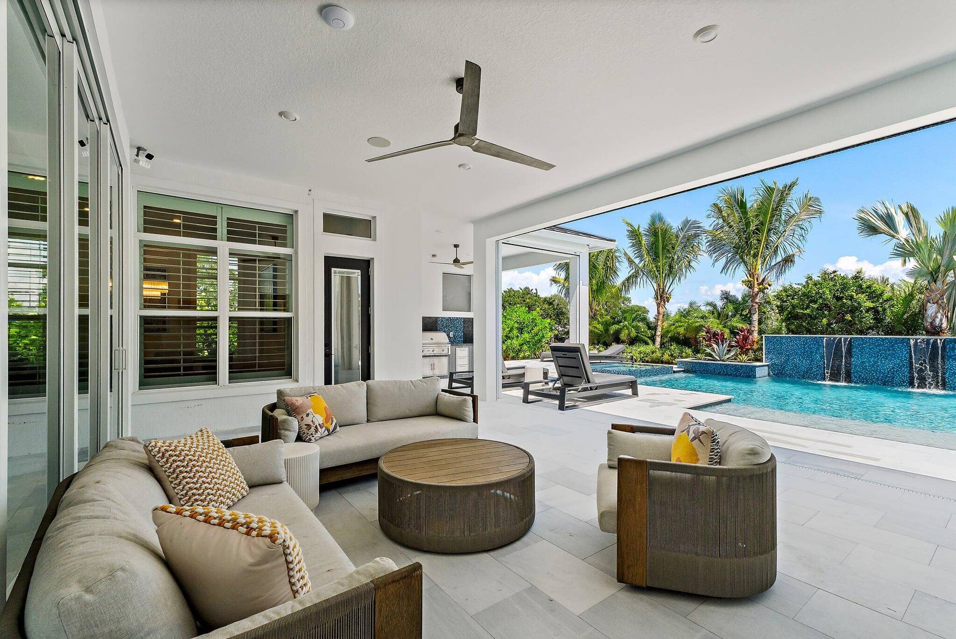 20049 SE Bridgewater Drive, Jupiter, FL 33458 Covered Patio
