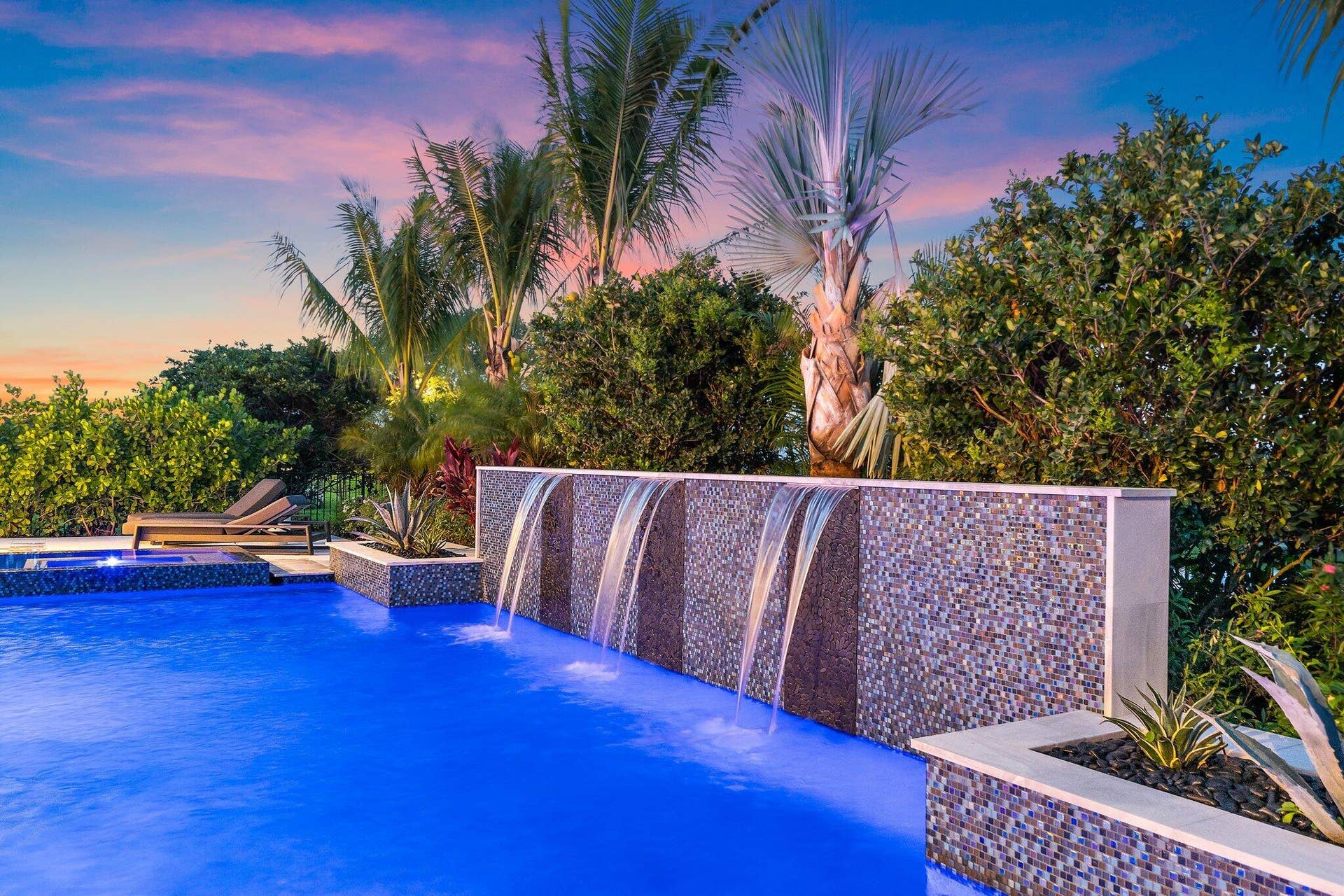 20049 SE Bridgewater Drive, Jupiter, FL 33458 Waterfall