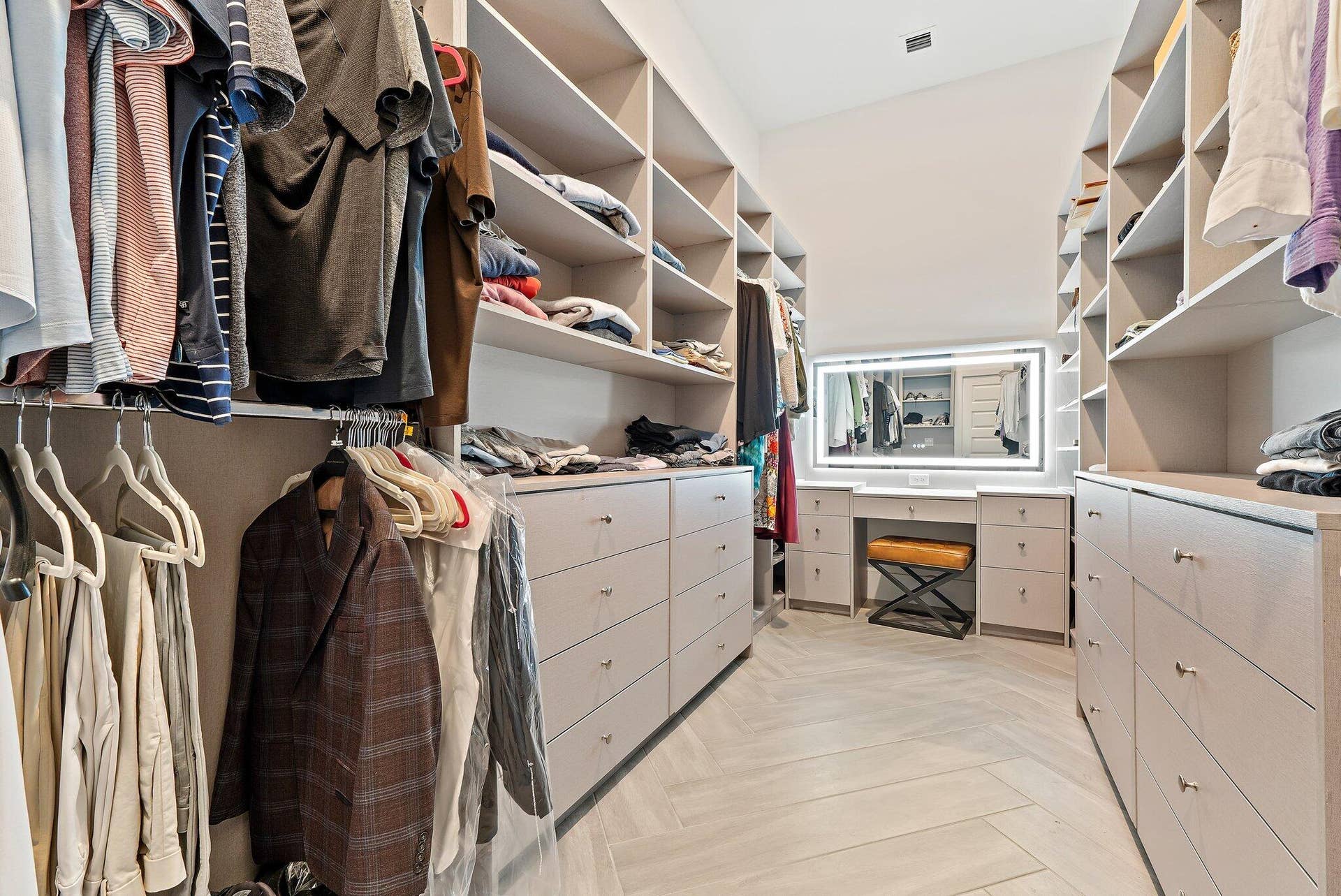 20049 SE Bridgewater Drive, Jupiter, FL 33458 Primary Closet