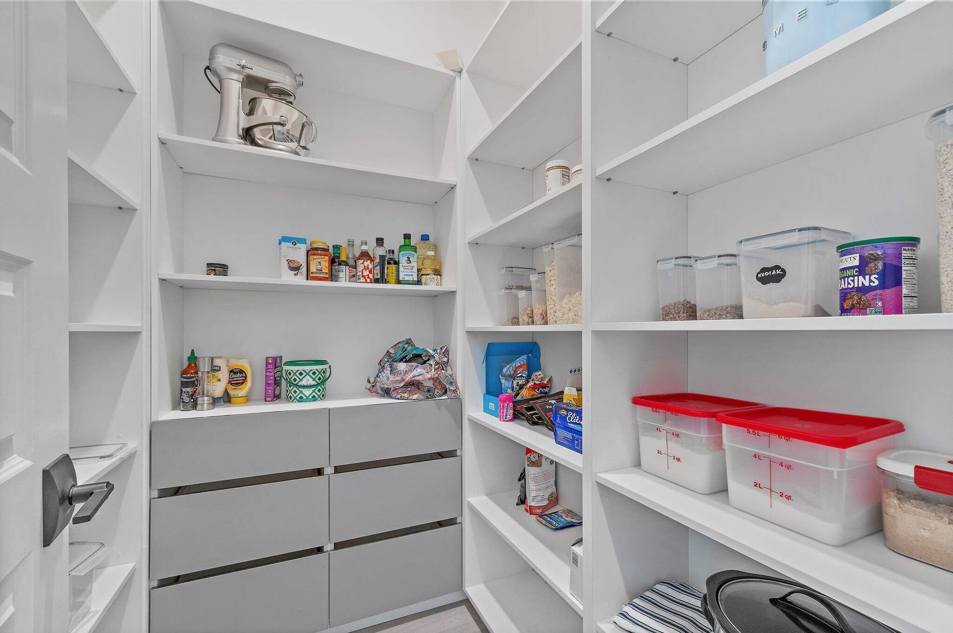 20049 SE Bridgewater Drive, Jupiter, FL 33458 Pantry