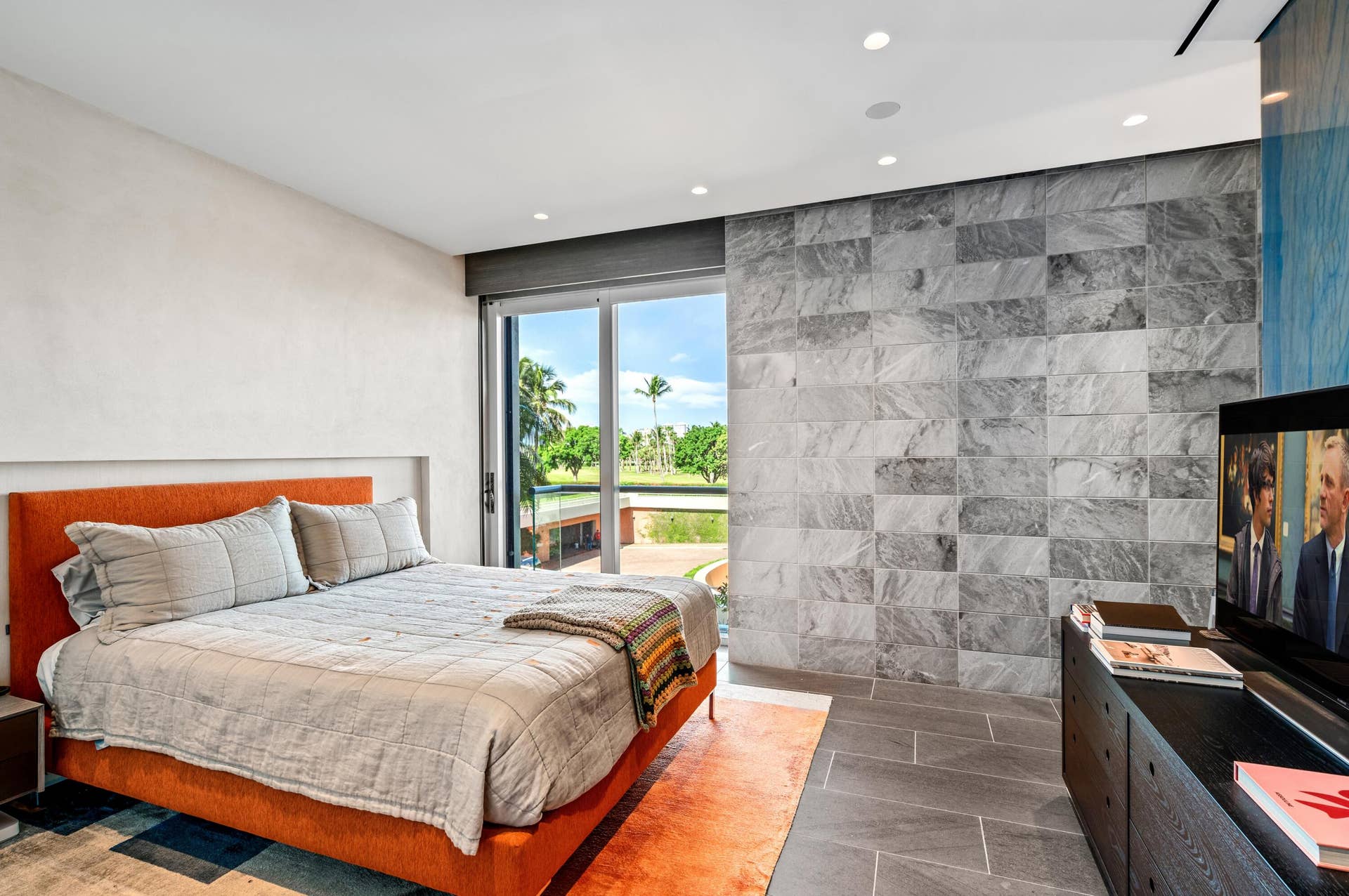 2 N Breakers Row, #N25, Palm Beach, FL 33480 mls_BEDROOM_2_LOOKING_OUT_DT