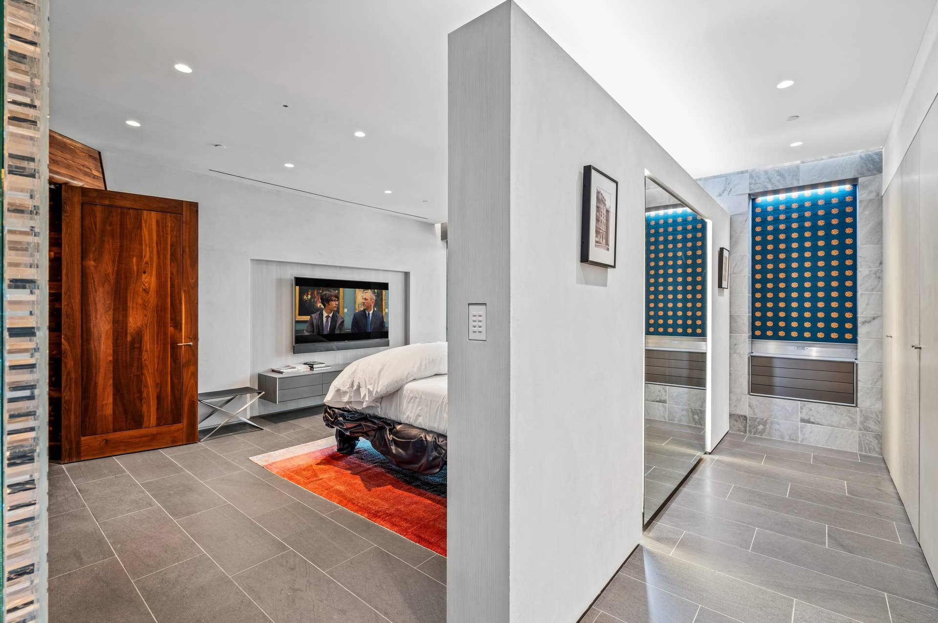 2 N Breakers Row, #N25, Palm Beach, FL 33480 mls_WALK_IN_CLOSET_TO_PRIMARY_BEDROOM_DT