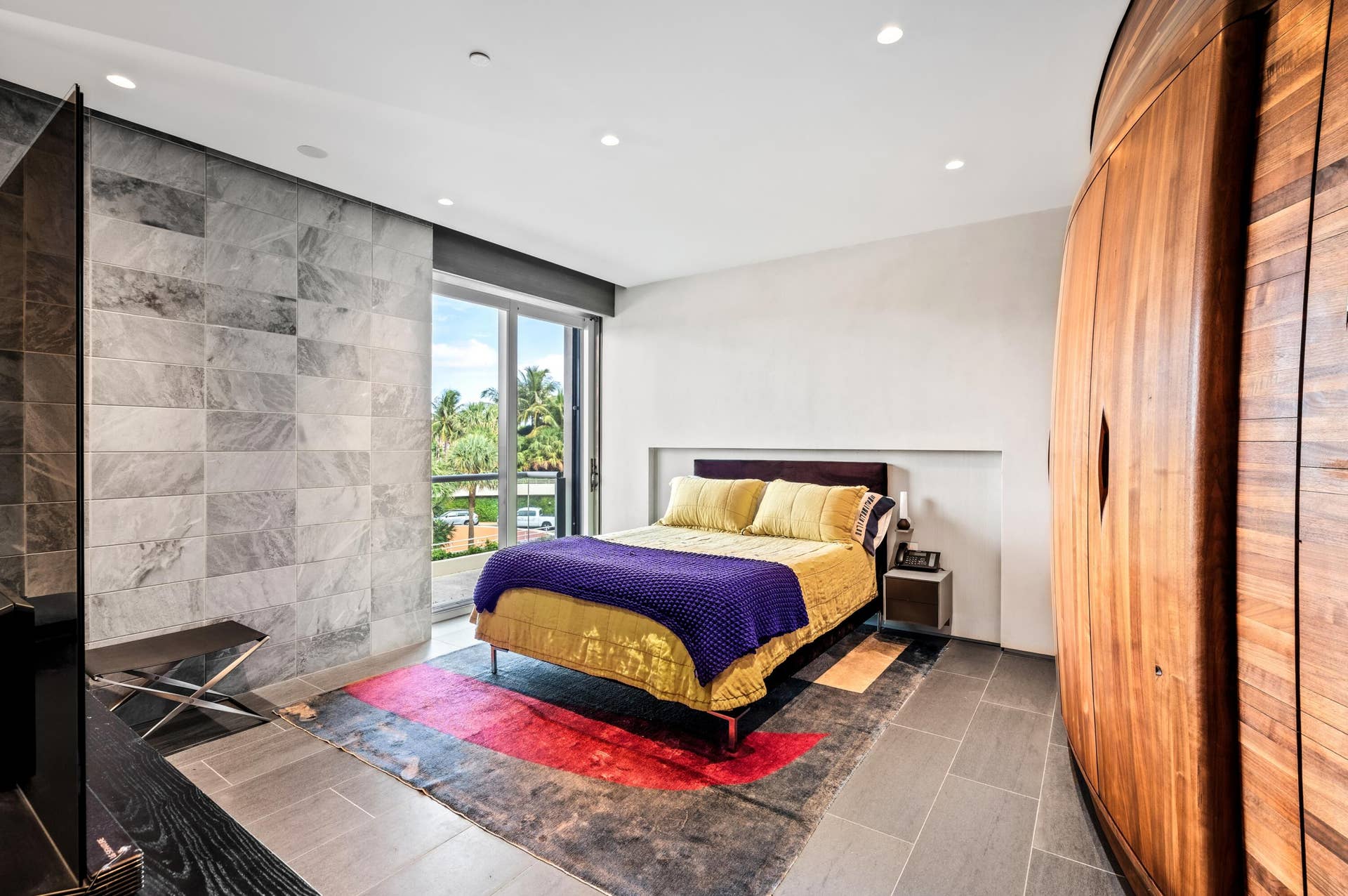 2 N Breakers Row, #N25, Palm Beach, FL 33480 mls_BEDROOM_1_WIDE_DT