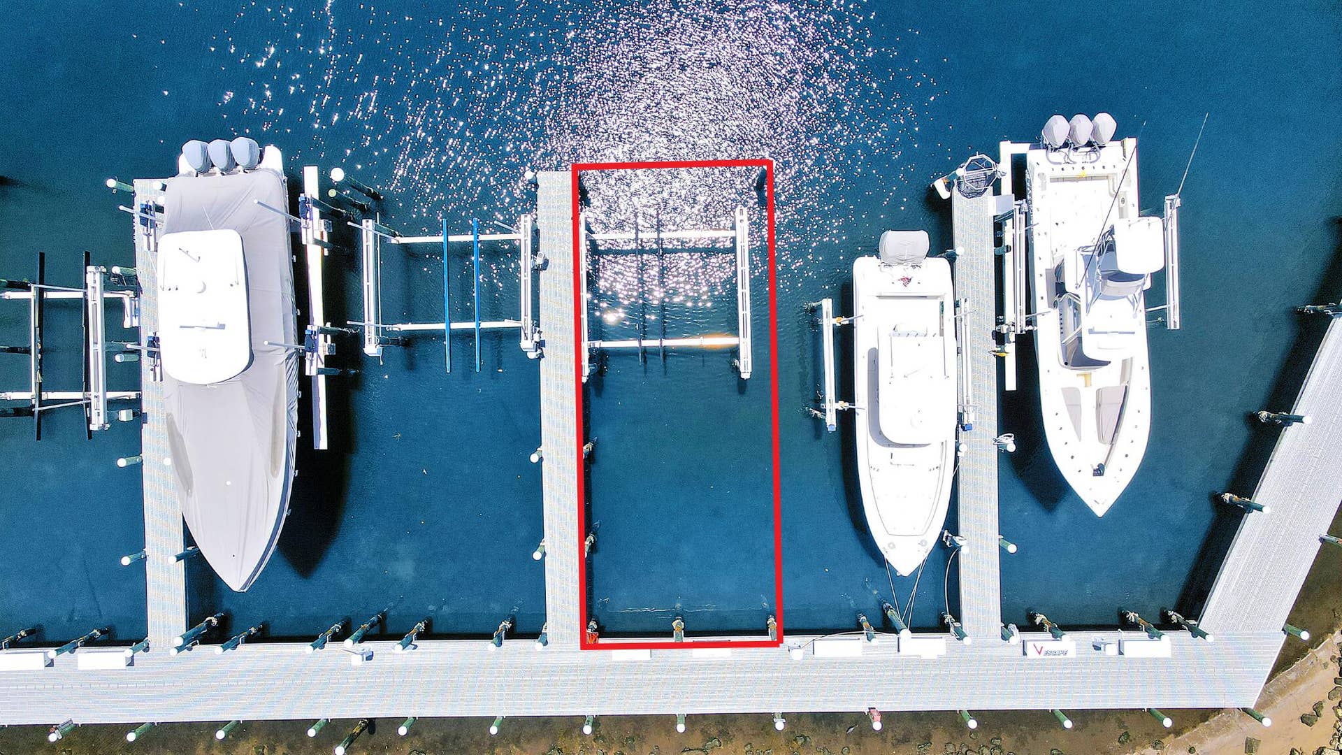 51ft Slip & 24,000lb lift