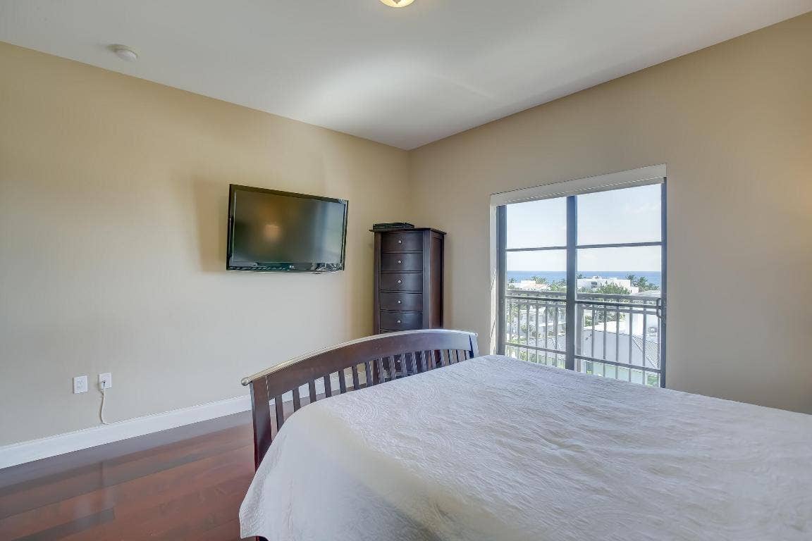 2409 N Ocean Boulevard, #726, Fort Lauderdale, FL 33305