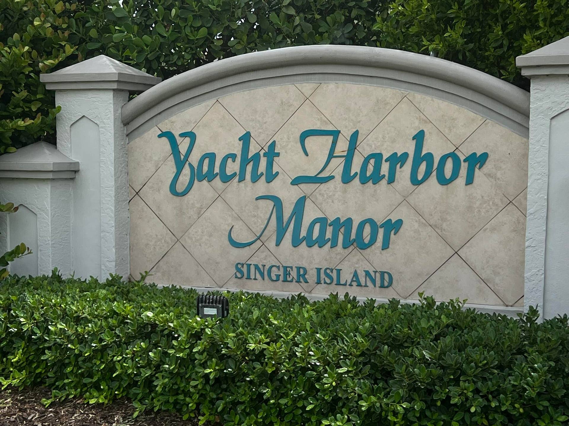 1260 Manor Drive, Riviera Beach, Riviera Beach, FL 33404 Entrance to Home