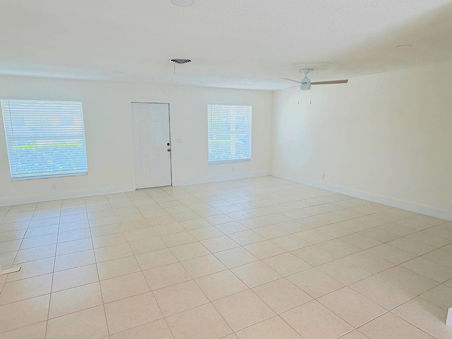 1260 Manor Drive, Riviera Beach, Riviera Beach, FL 33404 Manor Dr (9)