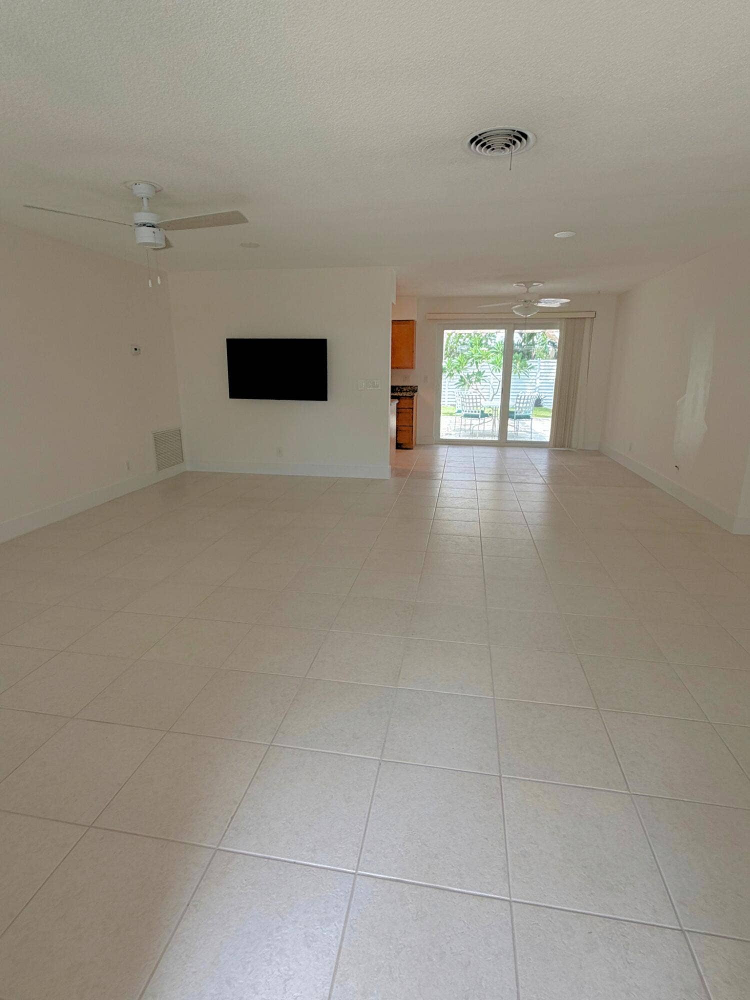 1260 Manor Drive, Riviera Beach, Riviera Beach, FL 33404 Manor Dr (15)
