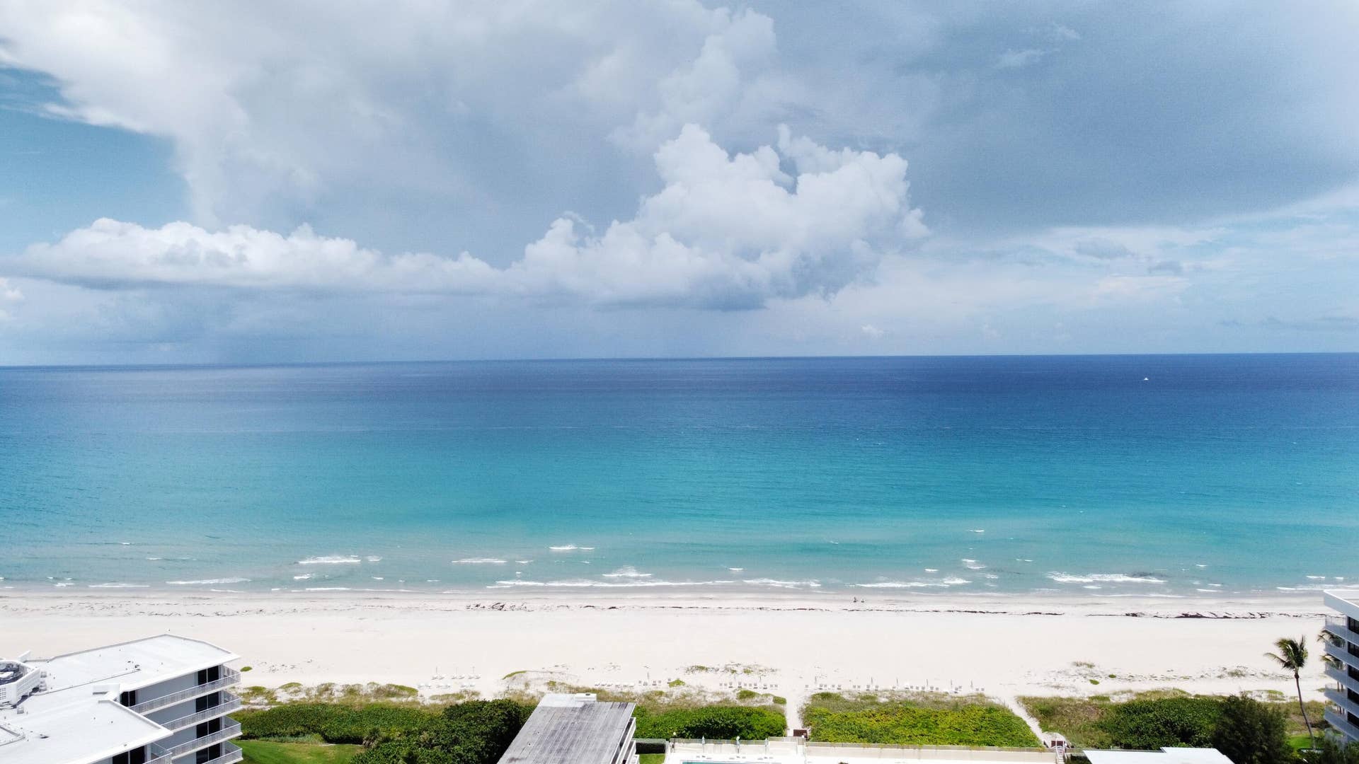 2560 S Ocean Boulevard, #416, Palm Beach, FL 33480 Private Beach