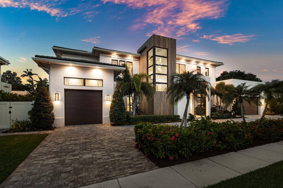 Property photo for 450 NE 10th Street, Boca Raton, FL