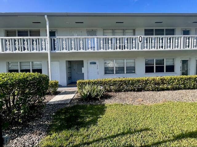 Property photo for 336 Northampton Q, West Palm Beach, FL