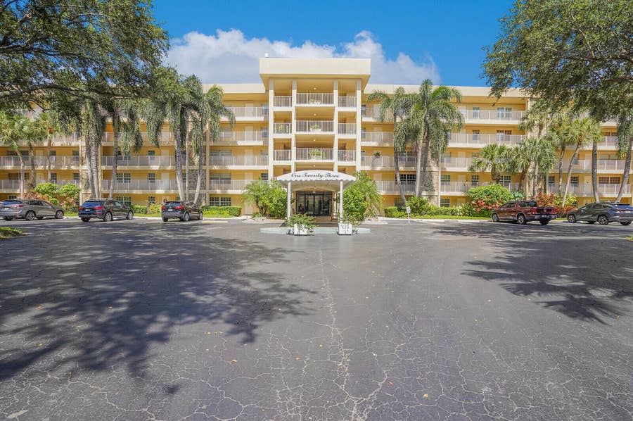 Property photo for 804 Cypress Grove Lane, #310, Pompano Beach, FL