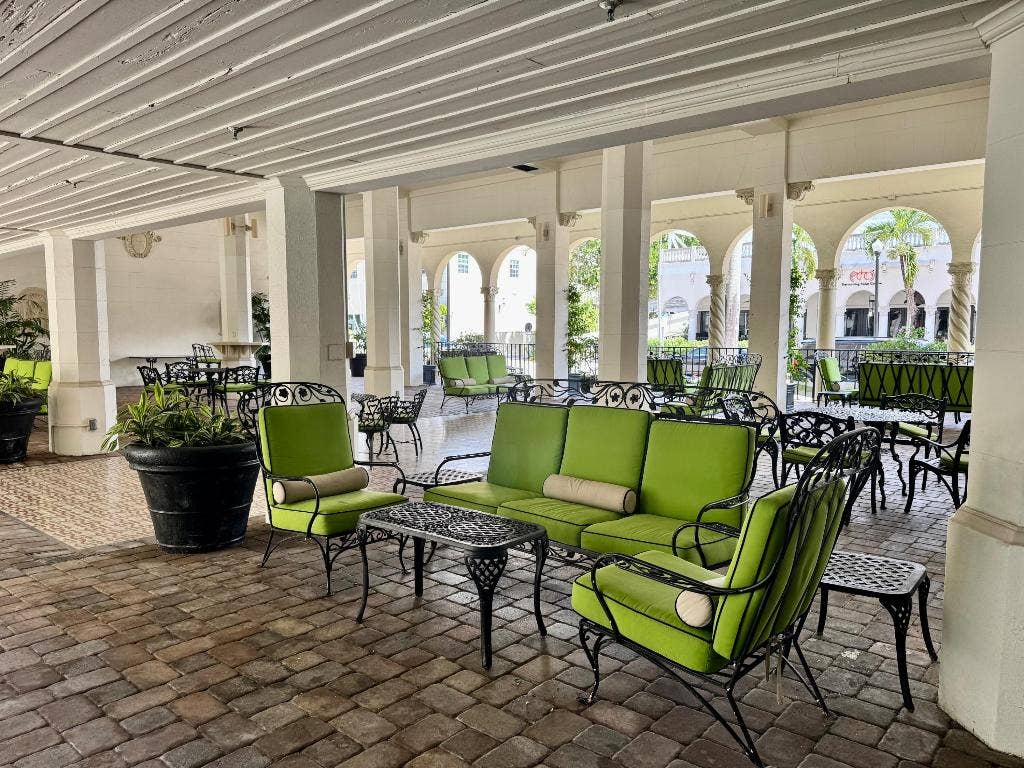 235 Sunrise Avenue, Unit # 2008, Palm Beach, FL 33480