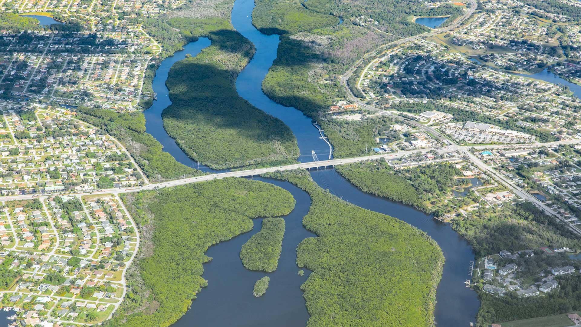 372 SW Feldman Avenue, Port St Lucie, FL 34953 Crosstown Parkway, Port St Lucie FL
