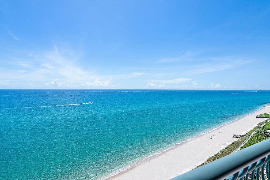 5150 N Ocean Drive, #1903, Singer Island, FL 33404