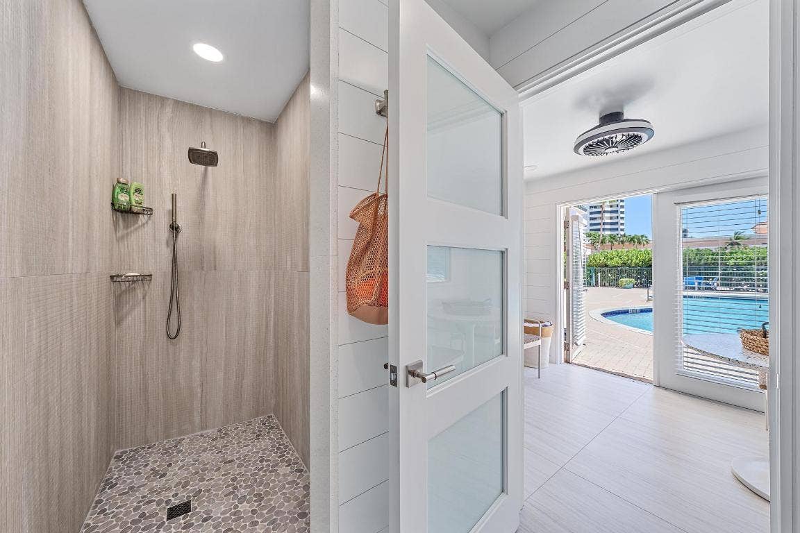 5150 N Ocean Drive, #1903, Singer Island, FL 33404