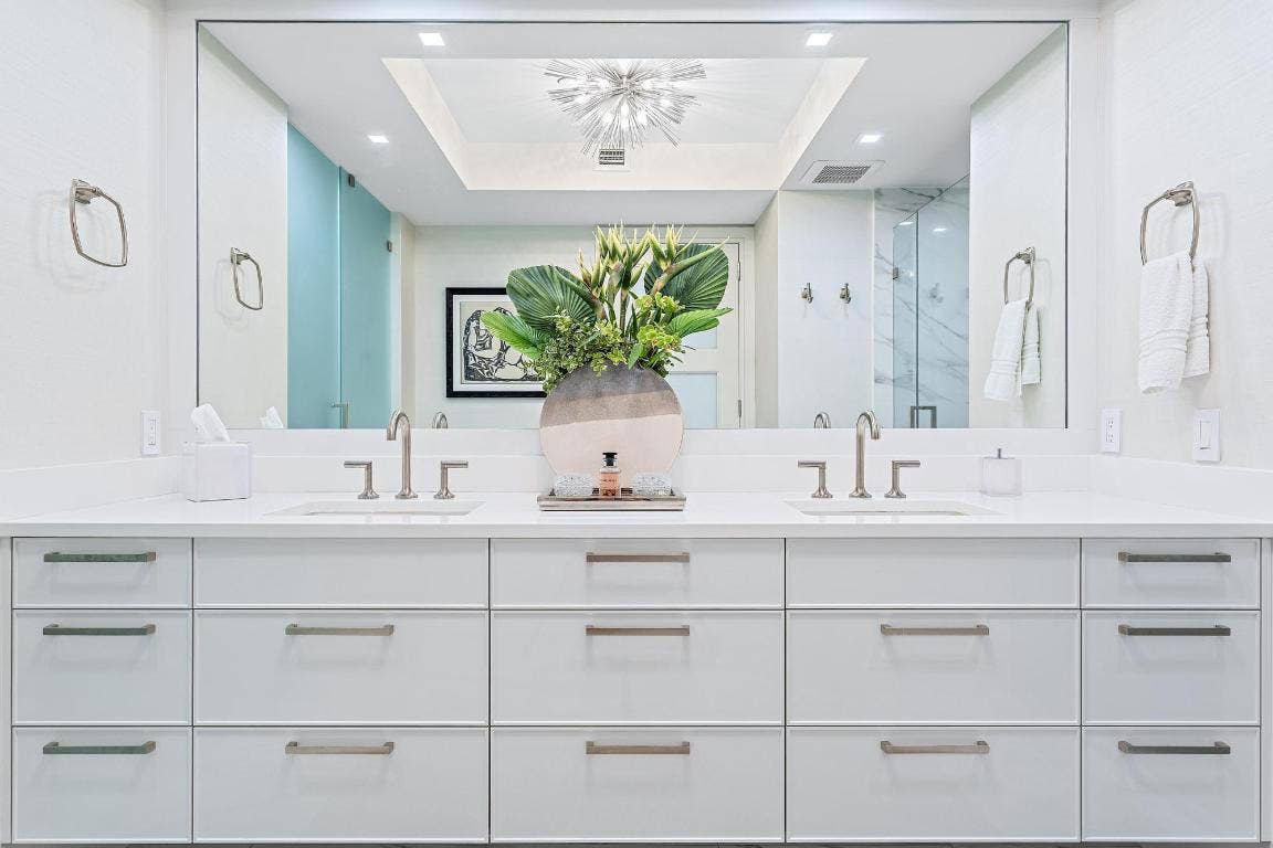 5150 N Ocean Drive, #1903, Singer Island, FL 33404