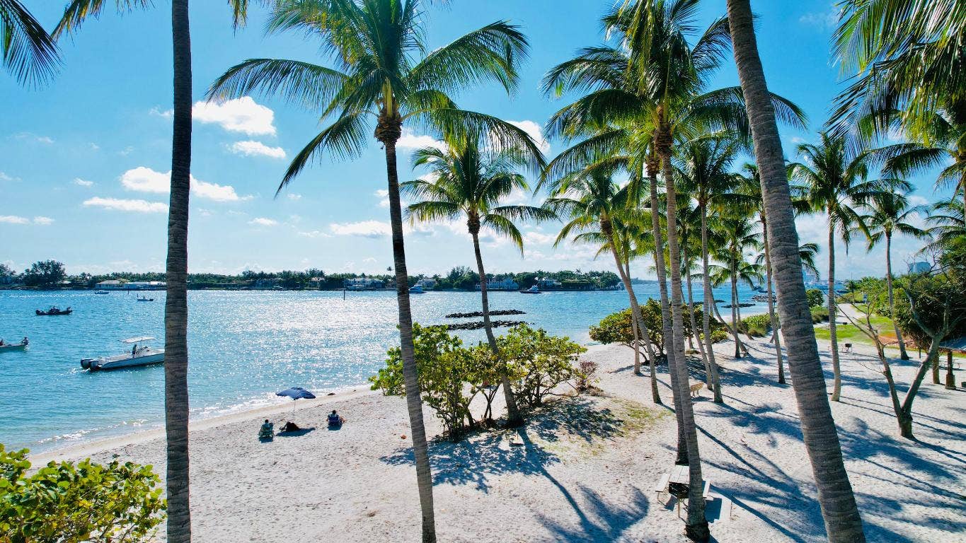 5150 N Ocean Drive, #1903, Singer Island, FL 33404