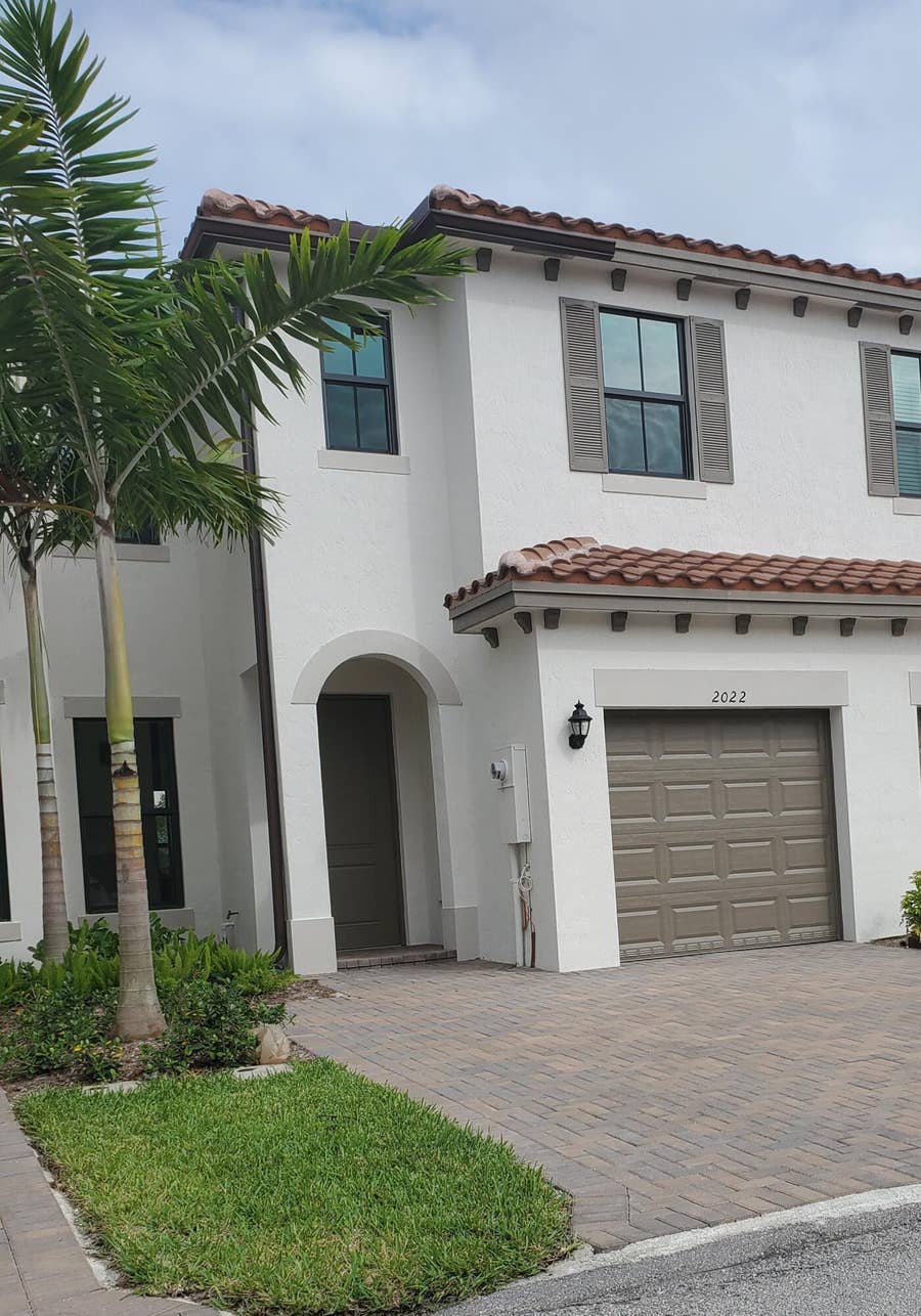 Property photo for 2022 S Oysterwood Lane S, Riviera Beach, FL