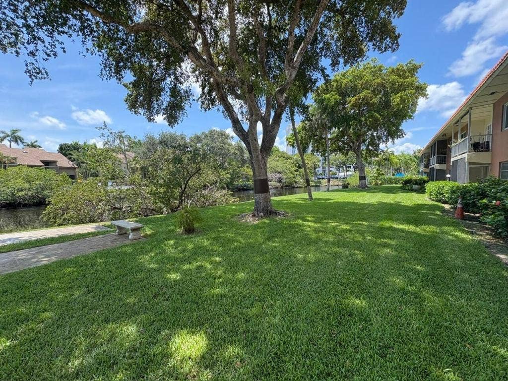 140 NE 19 Court E, #112-E, Wilton Manors, FL 33305