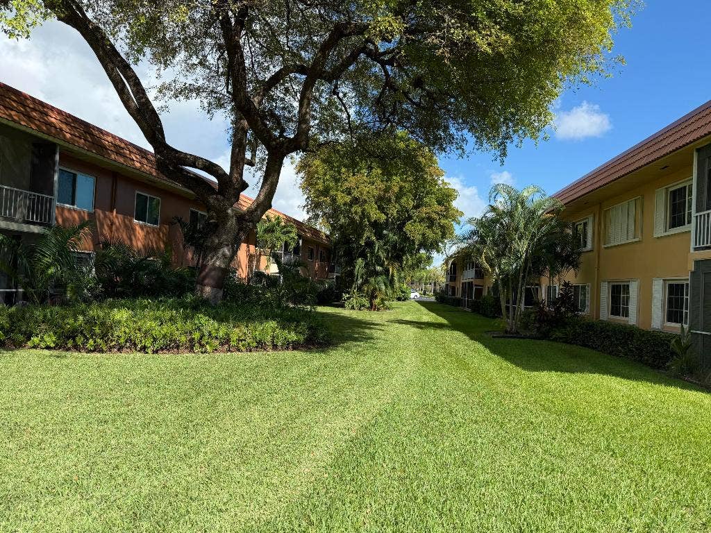 140 NE 19 Court E, #112-E, Wilton Manors, FL 33305