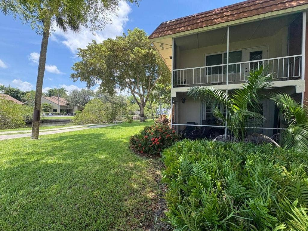 140 NE 19 Court E, #112-E, Wilton Manors, FL 33305