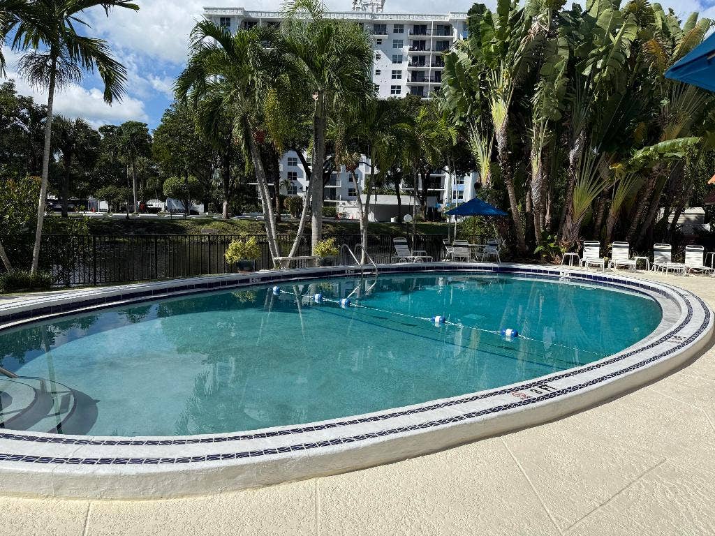 140 NE 19 Court E, #112-E, Wilton Manors, FL 33305