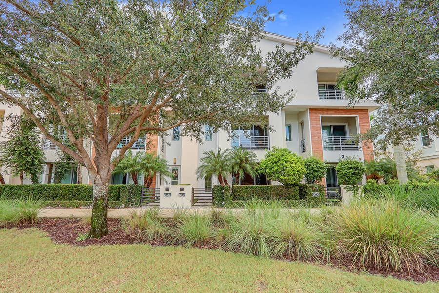 Property photo for 13332 Alton Road, Palm Beach Gardens, FL