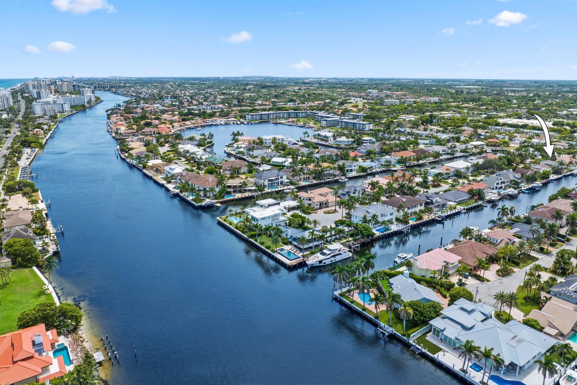 Easy ocean access via Boca or Boynton inlets