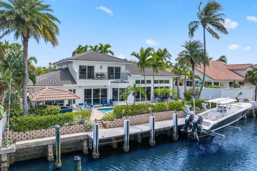 Property photo for 917 Iris Drive, Delray Beach, FL