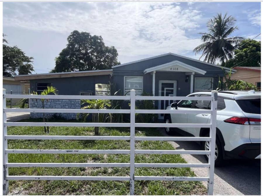 Property photo for 4108 Greenwood Avenue, West Palm Beach, FL