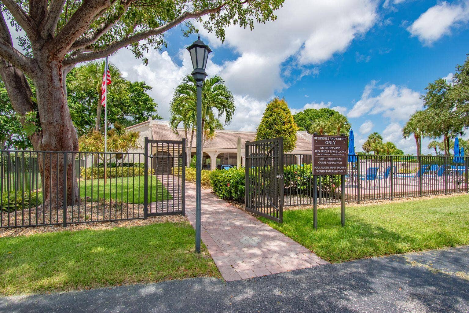 9165 SW 14th Street, #1304, Boca Raton, FL 33428 Entry to Clubhouse