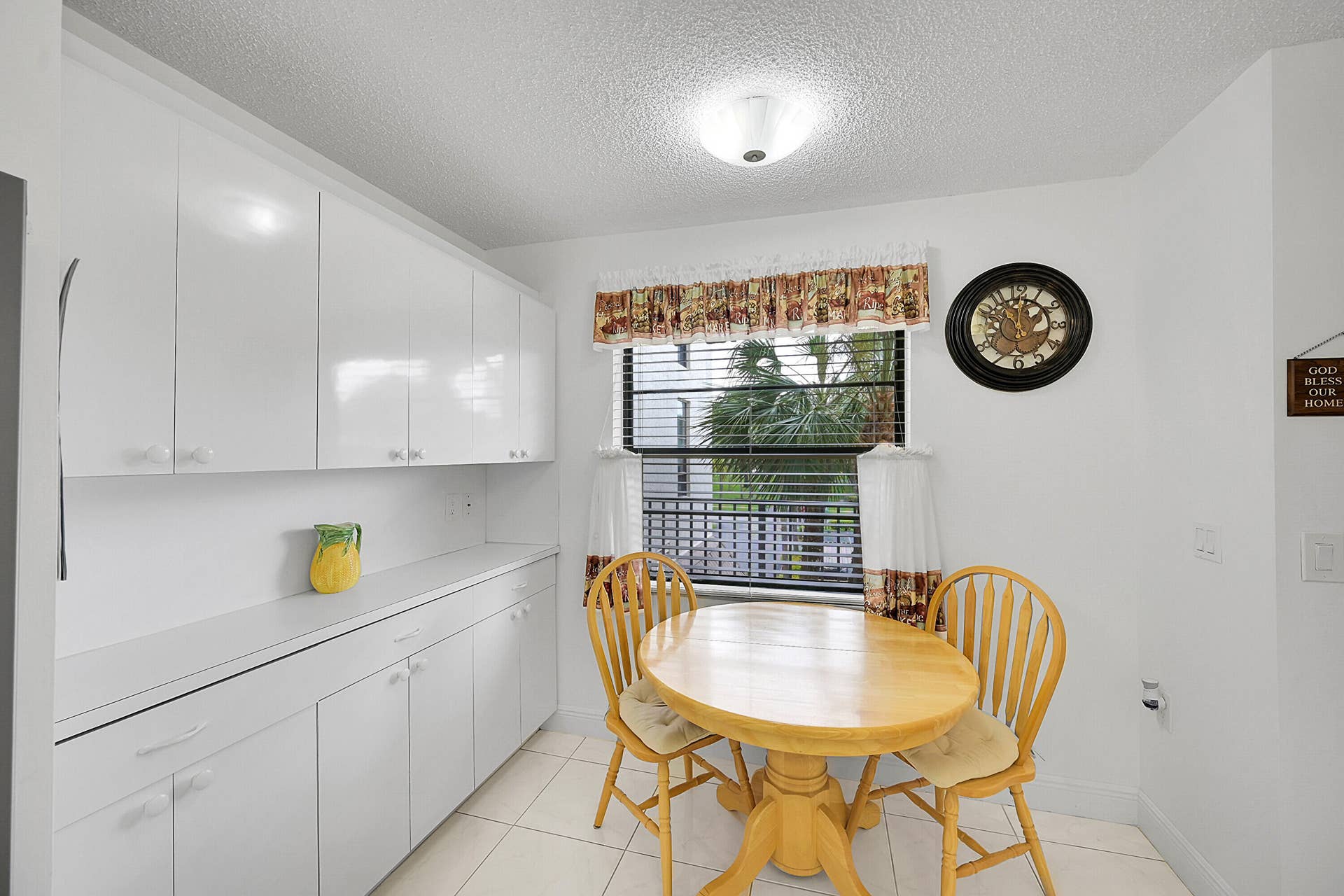 9165 SW 14th Street, #1304, Boca Raton, FL 33428 Nice and Bright