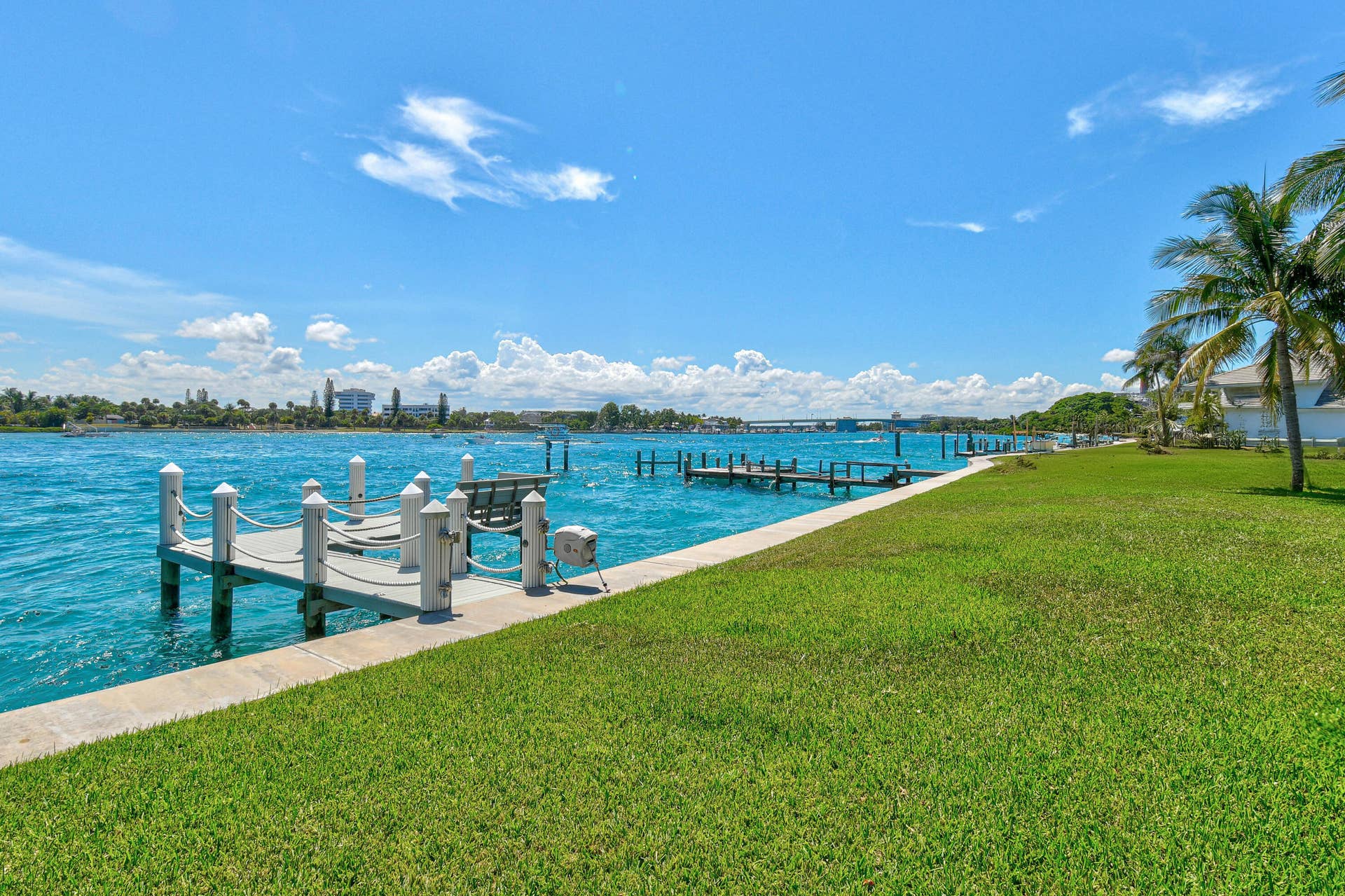 87 Lighthouse Drive, Jupiter Inlet Colony, FL 33469 87LighthouseDr(12)