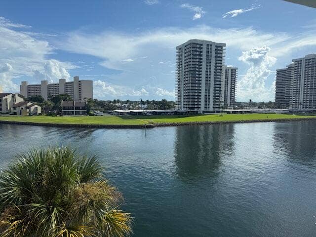 20 Yacht Club Drive, #403, North Palm Beach, FL 33408 IMG_6928