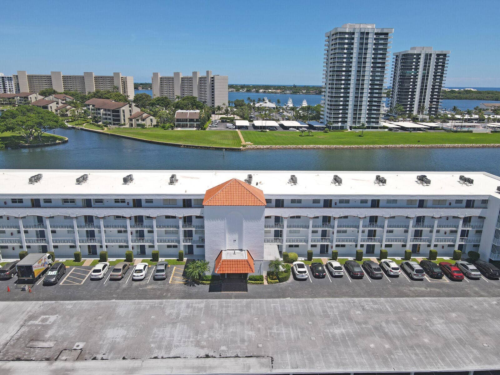 20 Yacht Club Drive, #403, North Palm Beach, FL 33408 15_Aerial_1_mls