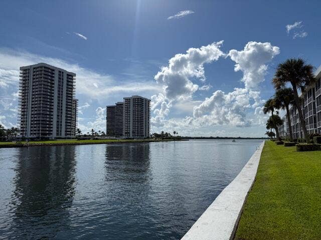20 Yacht Club Drive, #403, North Palm Beach, FL 33408 IMG_6948
