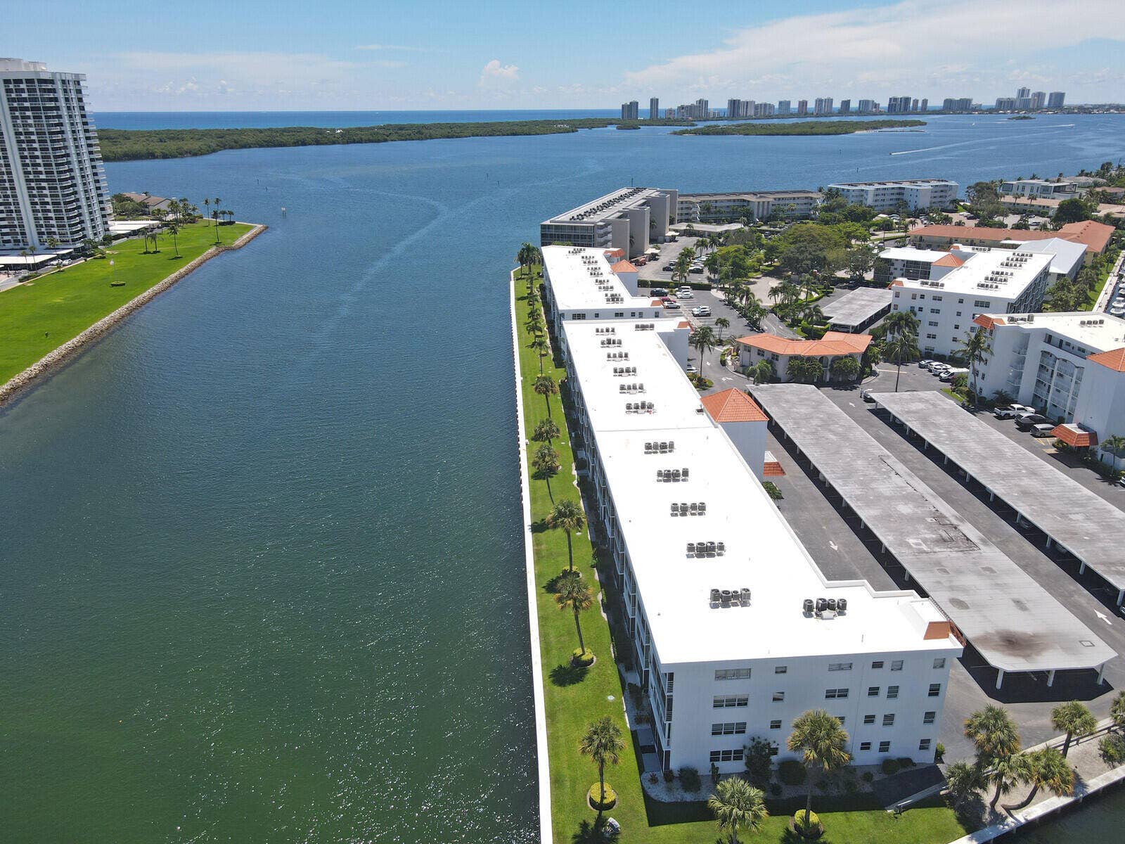20 Yacht Club Drive, #403, North Palm Beach, FL 33408 24_Aerial_10_mls