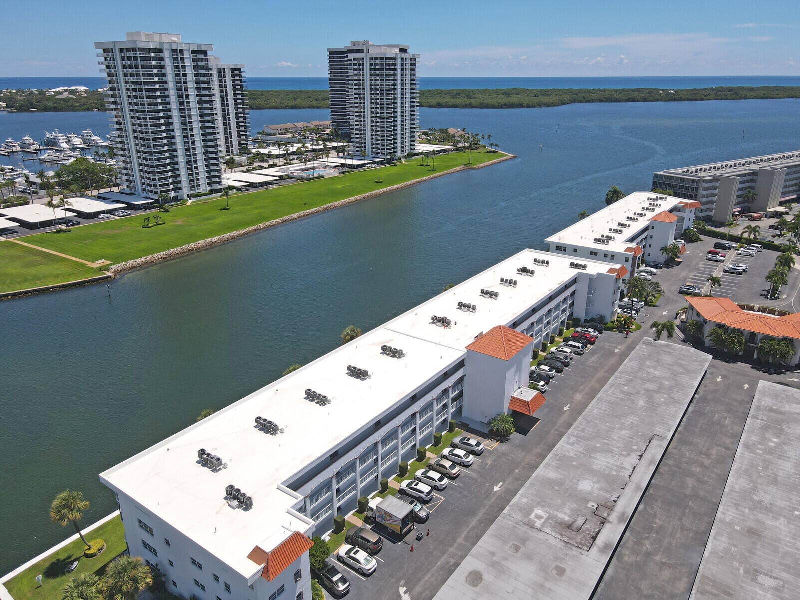 20 Yacht Club Drive, #403, North Palm Beach, FL 33408 22_Aerial_8_mls
