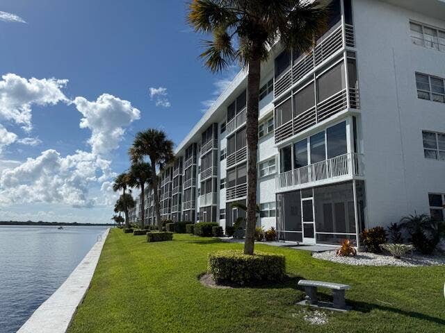 20 Yacht Club Drive, #403, North Palm Beach, FL 33408 IMG_6947