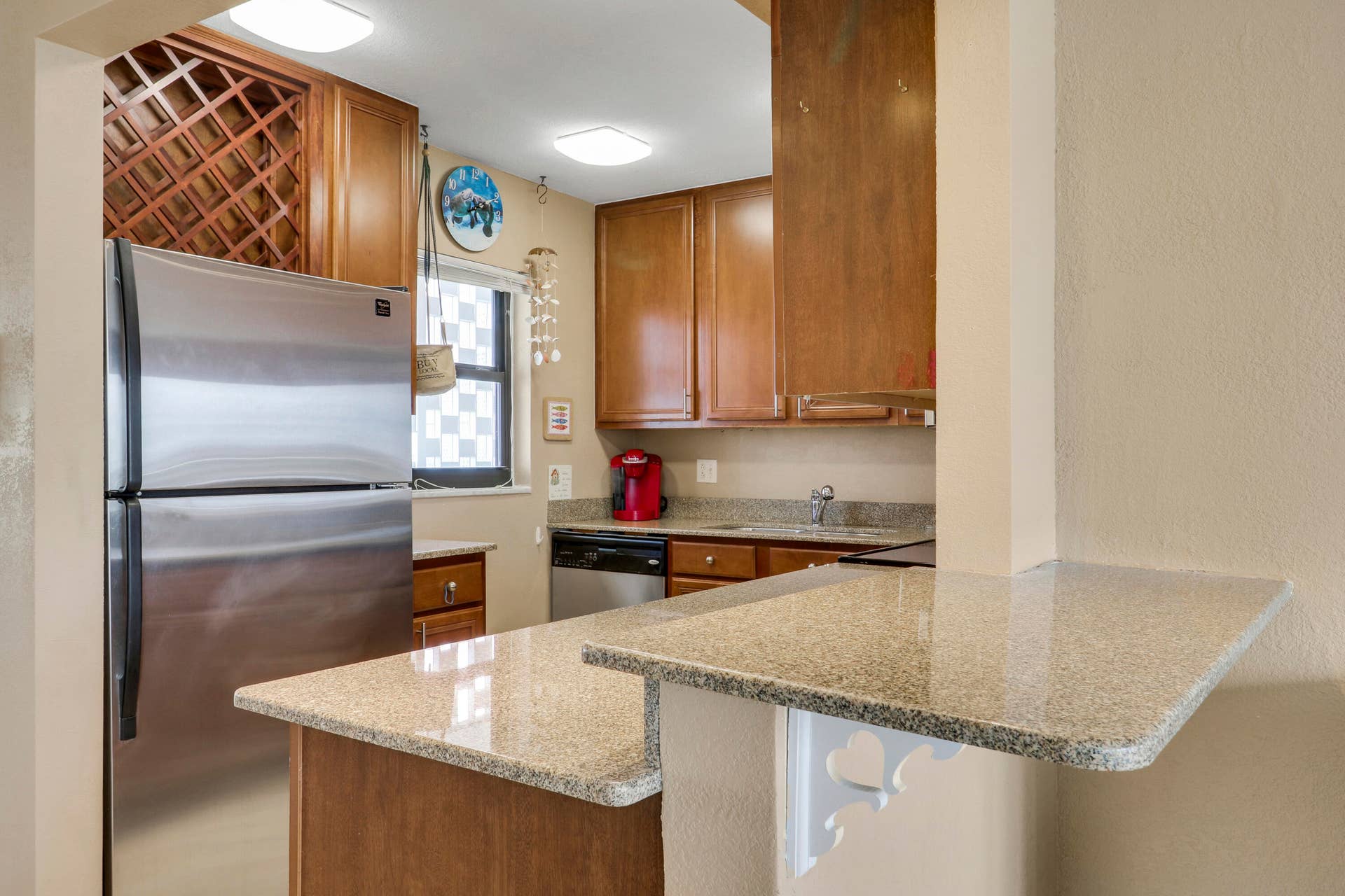 336 Golfview Road, #1016, North Palm Beach, FL 33408 Kitchen
