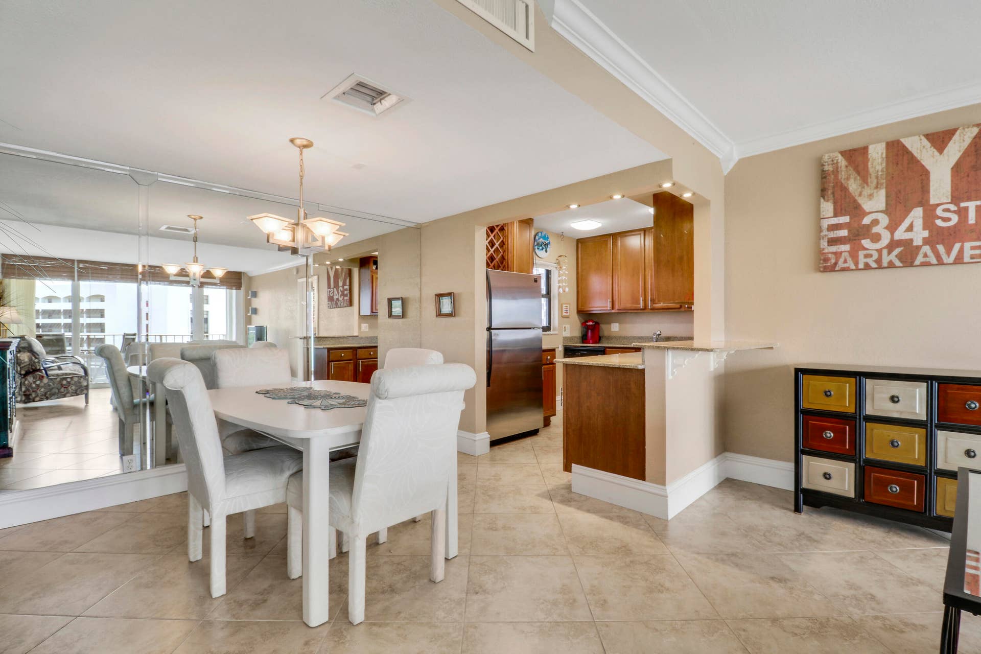 336 Golfview Road, #1016, North Palm Beach, FL 33408 Dining Area