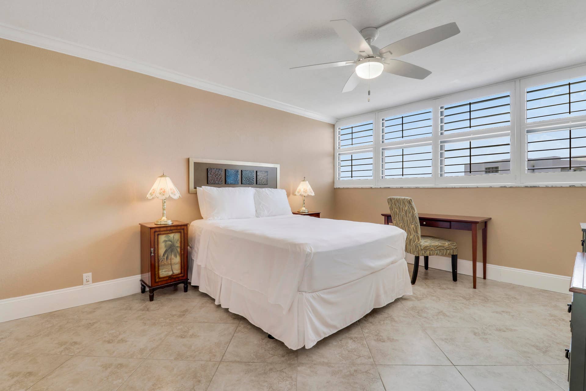 336 Golfview Road, #1016, North Palm Beach, FL 33408 Master Bedroom