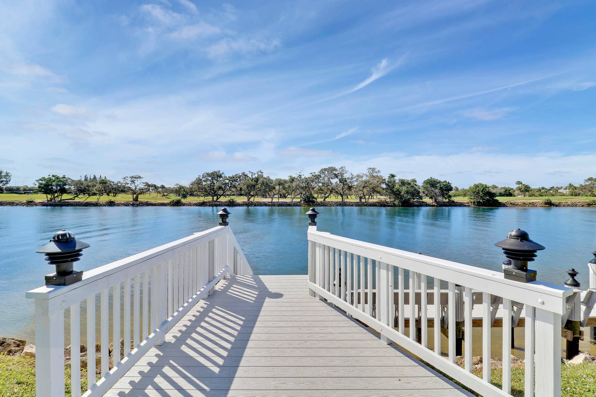 336 Golfview Road, #1016, North Palm Beach, FL 33408 Walkway to Day Dockk