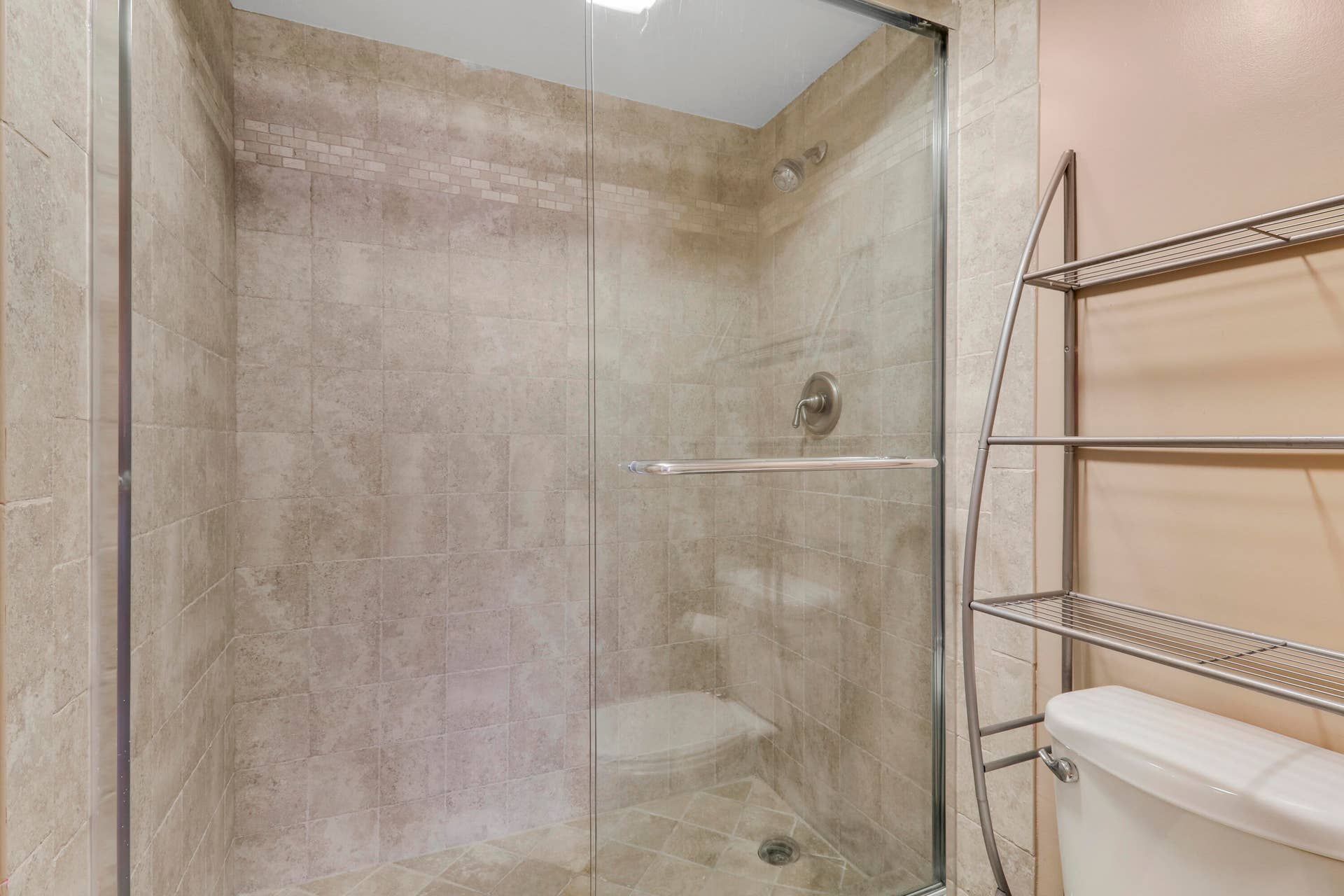 336 Golfview Road, #1016, North Palm Beach, FL 33408 Master Bath