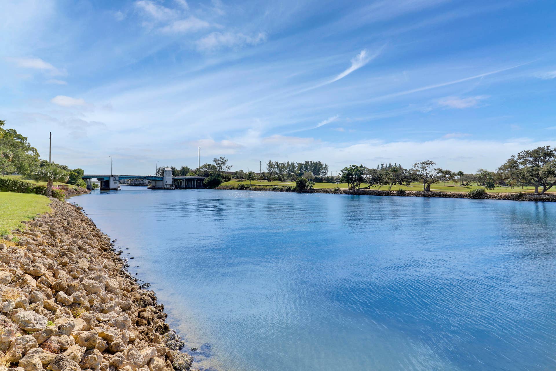 336 Golfview Road, #1016, North Palm Beach, FL 33408 Intracoastal Waterway