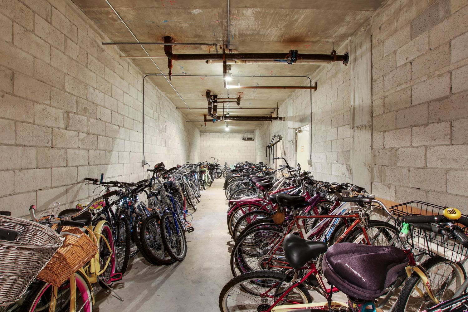336 Golfview Road, #1016, North Palm Beach, FL 33408 Cycle Storage