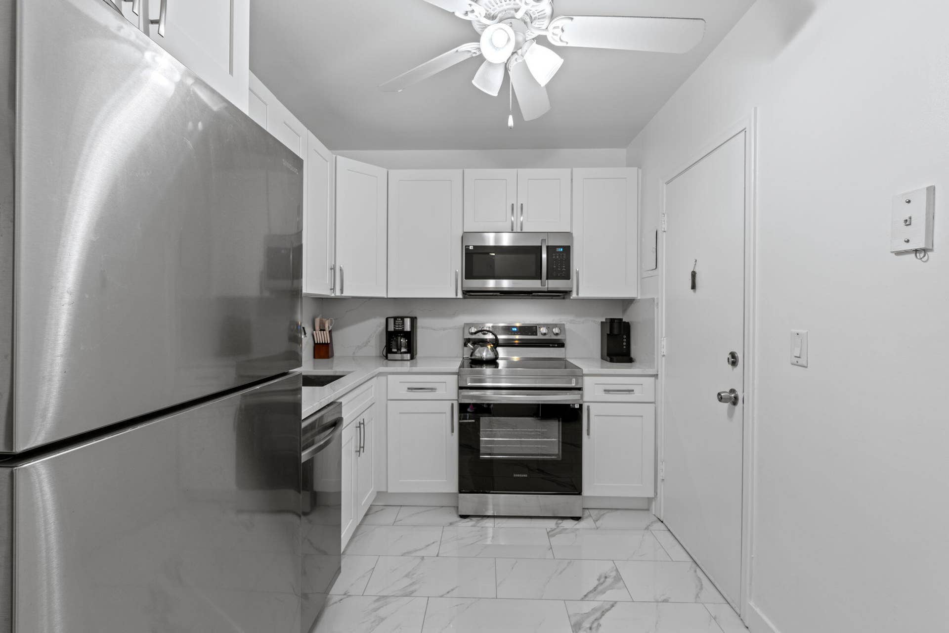 418 S Cypress Road, #128, Pompano Beach, FL 33060 Kitchen
